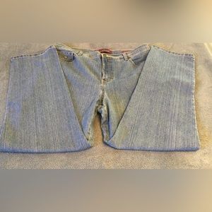Gloria Vanderbilt Jeans
